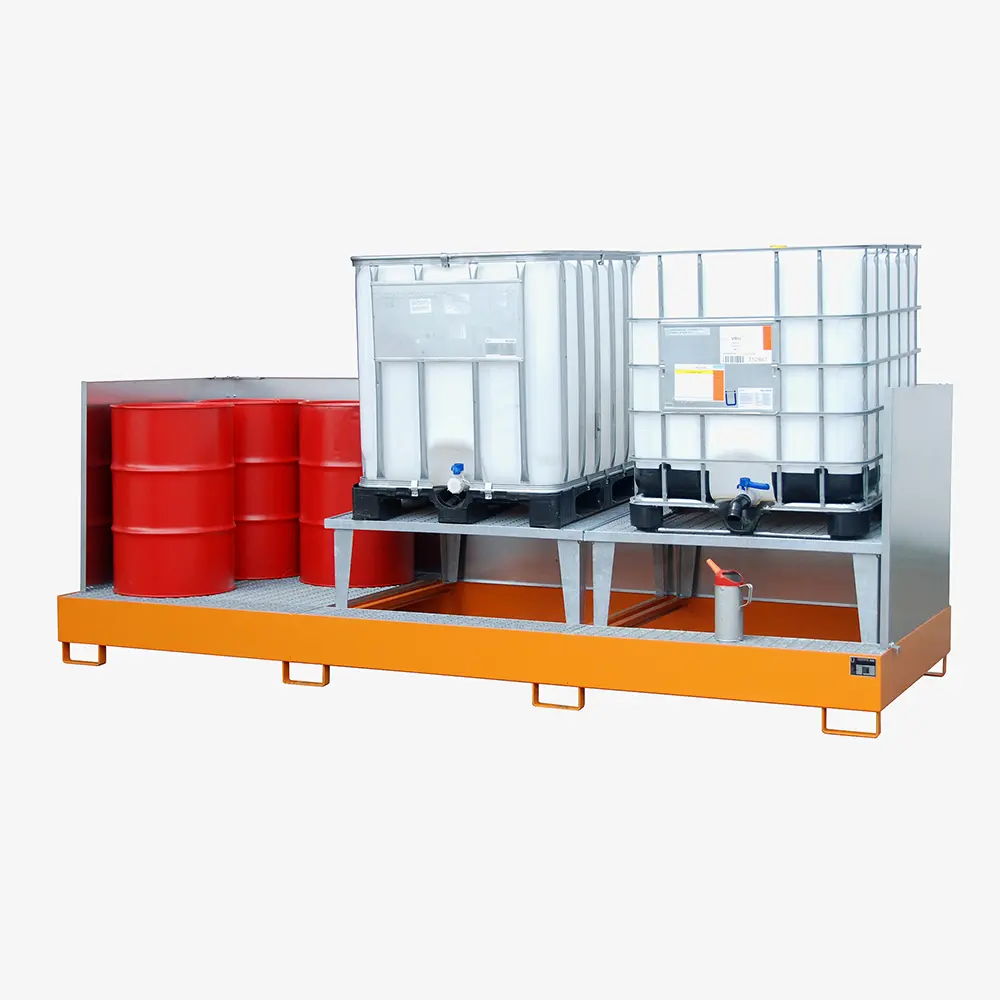 Auffangwanne mit Abfüllaufsatz für IBCs und Fässer – Stahlwanne zur Gefahrstoff-Lagerung