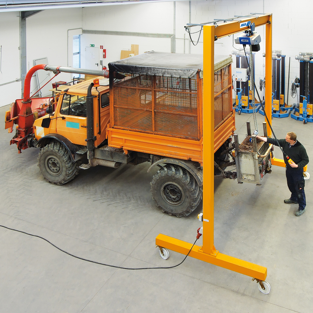 5. Produktbild zu tigerhebezeuge-abus-stahl-portalkran-mit-elektrokettenzug-und-elektro-fahrwerk-bockkran-serie-LPK-EKZ-EFW-einsatz1