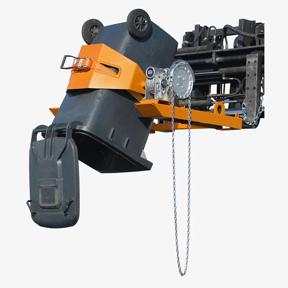 Fasskipper zum Heben und dosierten Entleeren von Fässern und Mülltonnen mit Gabelstapler und Kran