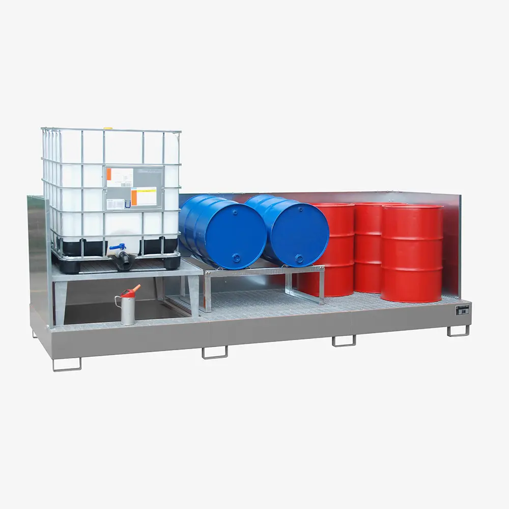 Auffangwanne mit Abfüllaufsatz für IBCs und Fässer – Stahlwanne zur Gefahrstoff-Lagerung