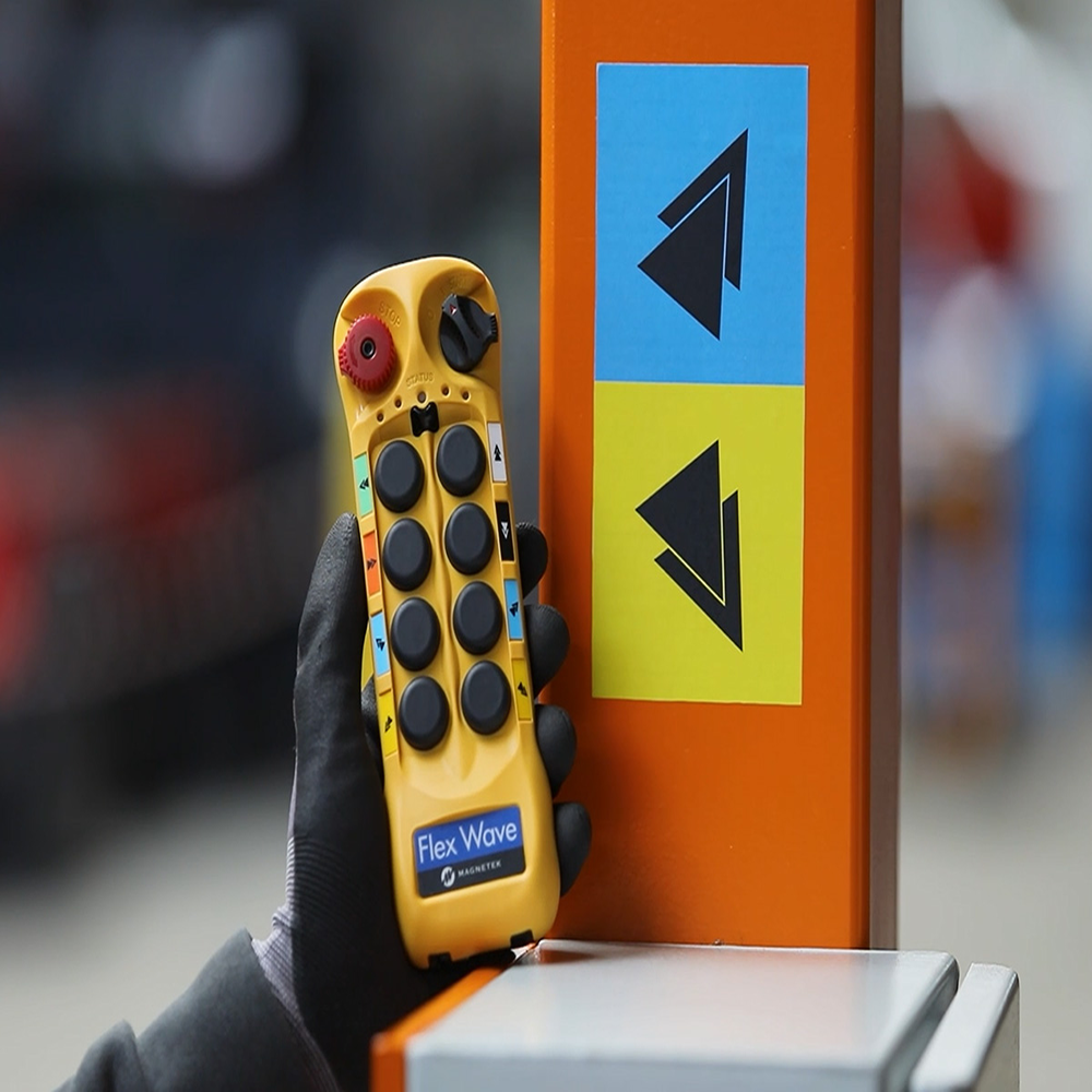 Mobiler Elektro-Portalkran MPK – unter Last verfahrbarer Bockkran bis 3.200 kg