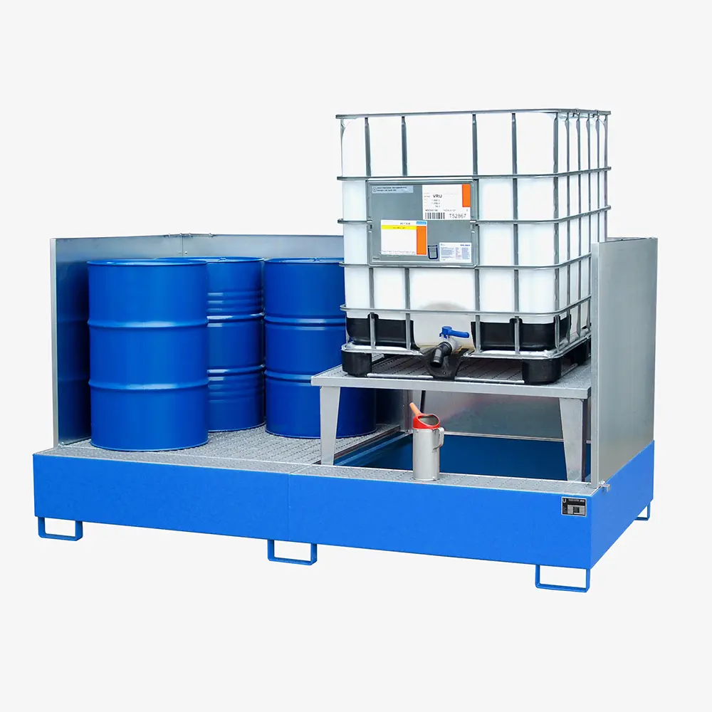 Auffangwanne mit Abfüllaufsatz für IBCs und Fässer – Stahlwanne zur Gefahrstoff-Lagerung