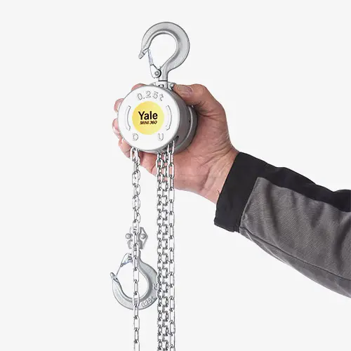 Produktbild von Mini-Stirnradflaschenzug mit 360° Kettenführung - sehr kleiner Handkettenzug - Mini-Kettenzug für mobile Einsätze tigerhebezeuge-yale-mini-flaschenzug-handkettenzug-serie-YALEMINI-360