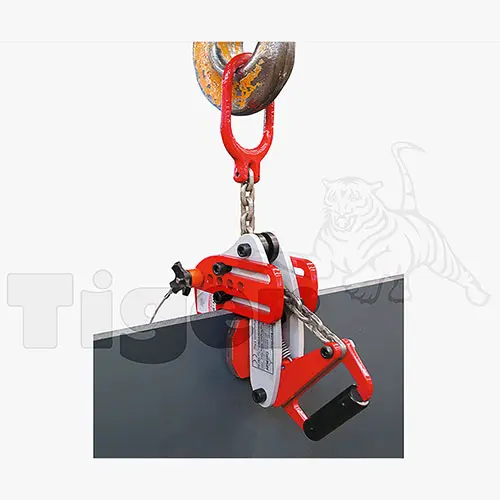 Produktbild von Automatik-Sicherheits-Blechklemme - Glatte Platten per Kran heben Serie CGSMV tigerhebezeuge-sicherheitsklemme-fuer-bleche-cgsmv-blech