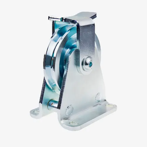 Produktbild von Seilrollenbock mit Seilniederhalter und eingebauter Seilrolle mit Gleitlager tigerhebezeuge-seilrollenbock-mit-seilniederhalter-und-gleitlager-serie-BNG